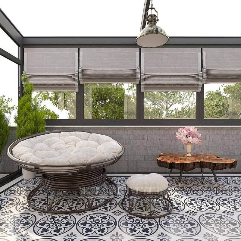 Thiết kế ban công biệt thự, nhà phố đẹp với bộ bàn ghế ngoài trời ấn tượng.